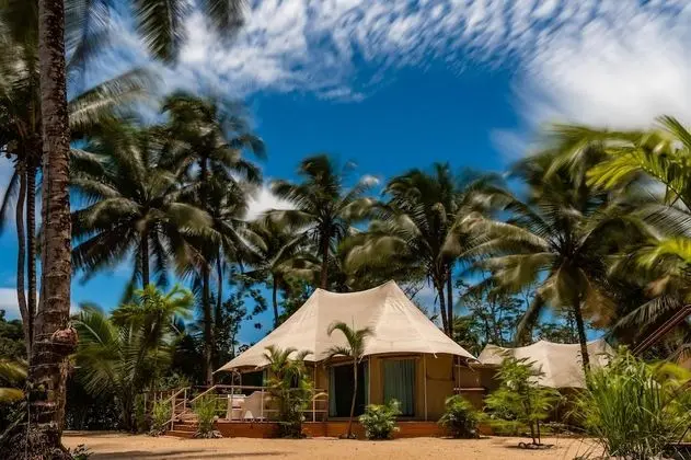 In-land family tent