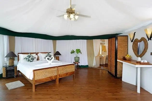 In-land family tent