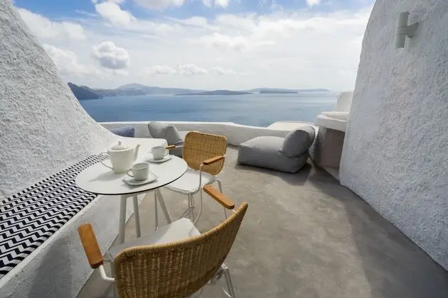 Azure Suite with Caldera View
