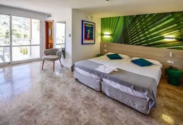 Superior Tek Büyük Yataklı Oda, 1 Çift Kişilik veya 2 Tek Kişilik Yatak, Balkon, Deniz Manzaralı