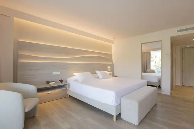 Junior Süit, Balkon, Bahçe Manzaralı