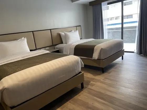 Deluxe Oda, 2 Çift Kişilik Yatak, Havuz Manzaralı