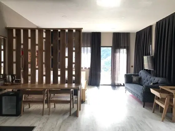 Jakuzili Deluxe Oda,Dağ Manzaralı,Şömineli ve Jakuzili