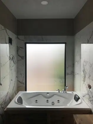 Jakuzili Deluxe Oda,Dağ Manzaralı,Şömineli ve Jakuzili