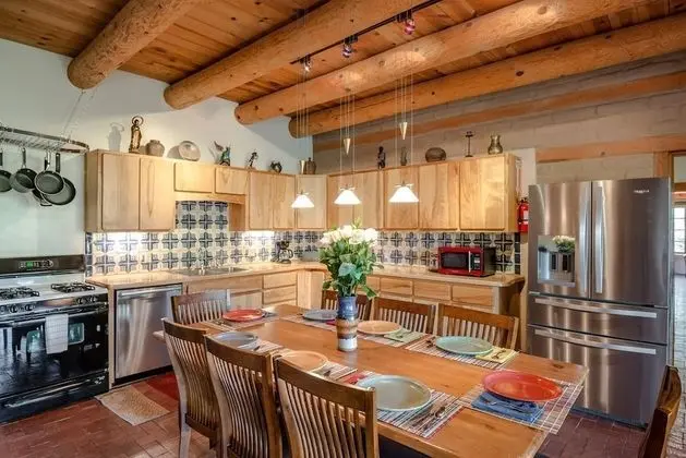 Ev (Canyon View Retreat - All Adobe Home,)