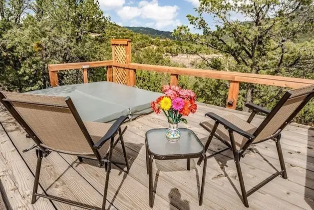 Ev (Canyon View Retreat - All Adobe Home,)