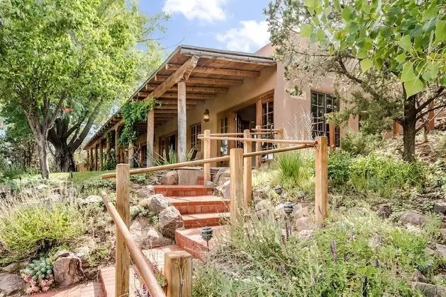 Ev (Canyon View Retreat - All Adobe Home,)