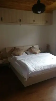 Classic Tek Büyük Yataklı Oda