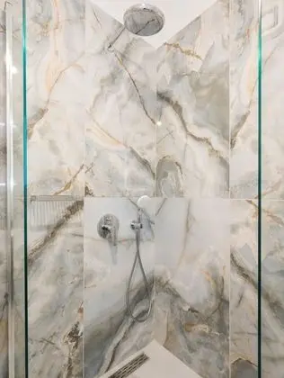 Ev