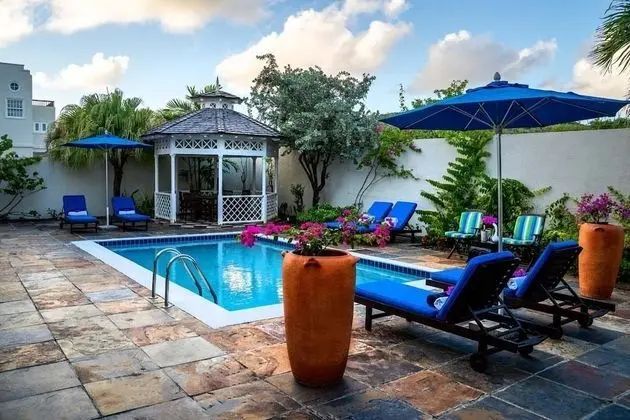 Villa, 4 Yatak Odası, Sigara İçilmez, Avlu Manzaralı