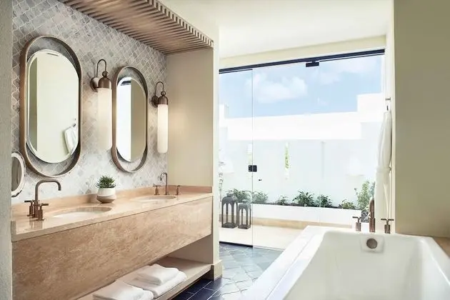 Premium Oda, Denize Sıfır (King)