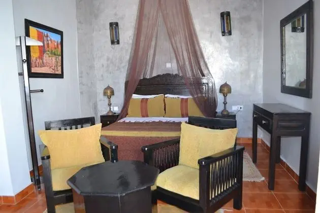 Standard Tek Büyük Yataklı Oda