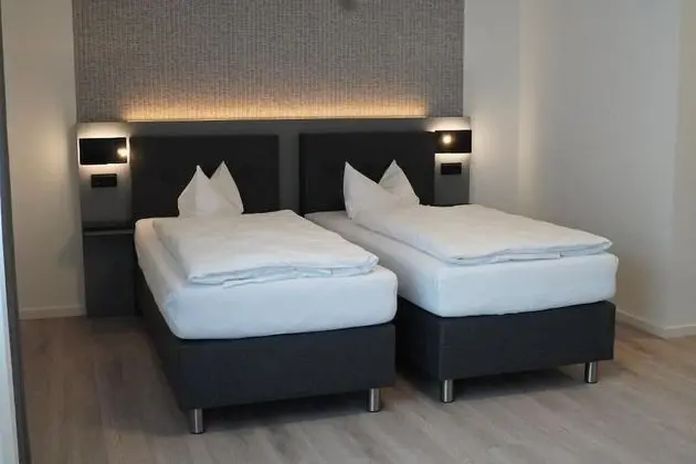 İki Ayrı Yataklı Oda, 2 Tek Kişilik Yatak