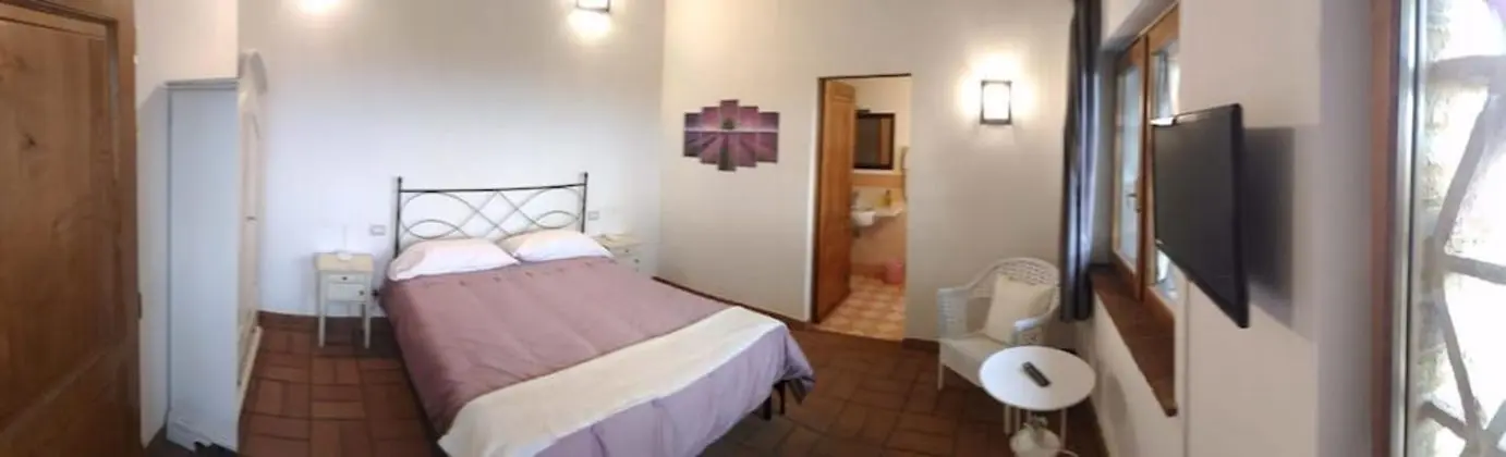 Romantic Tek Büyük Yataklı Oda, Tepe Manzaralı