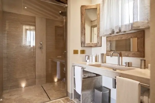 Superior Oda, 1 Büyük (Queen) Boy Yatak, Vadi Manzaralı