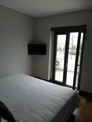 Tek Büyük Yataklı Oda, Ortak Banyo