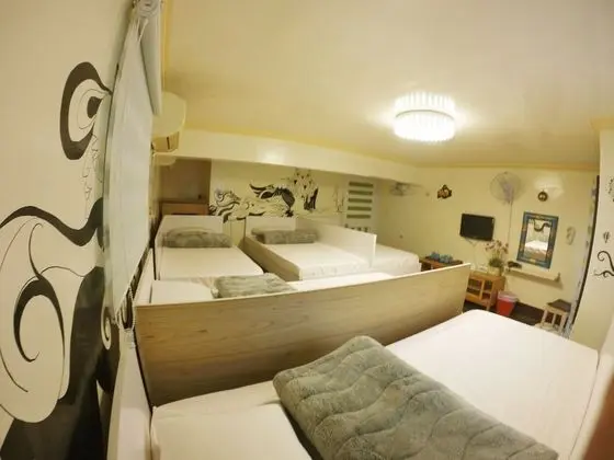 Ortak Ranzalı Oda, Karma Ranzalı Oda (5 people in room)