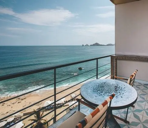 Junior Süit, Okyanus Manzaralı