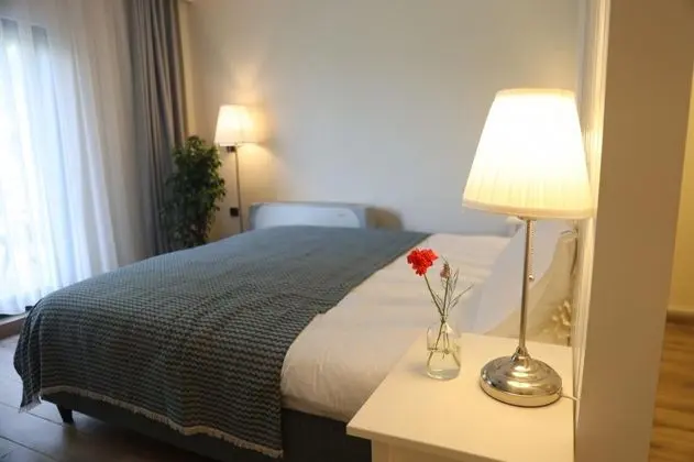 Çift Kişilik, Bahçe Manzaralı, Bahçe Katı