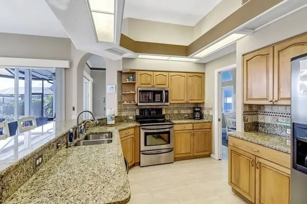 Ev (1526 SW 49th Terrace)
