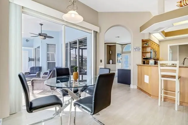 Ev (1526 SW 49th Terrace)
