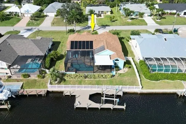 Ev (1526 SW 49th Terrace)