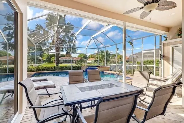 Ev (1526 SW 49th Terrace)