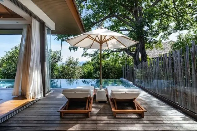 Deluxe Villa