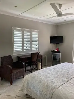 Standard Tek Büyük Yataklı Oda