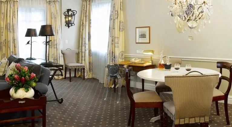 Çift ​​kişilik Three Bedrooms
