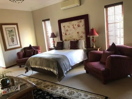 Luxury Tek Büyük veya İki Ayrı Yataklı Oda (Royal 4)