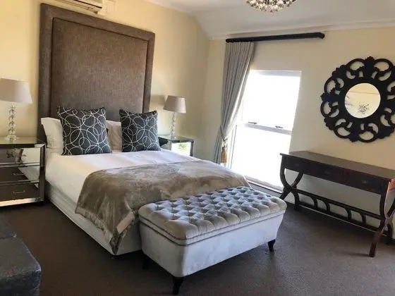 Luxury Tek Büyük Yataklı Oda (Royal 1)