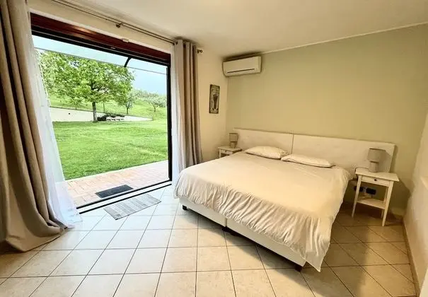 Tek Büyük veya İki Ayrı Yataklı Oda