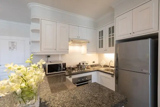 Two Bedroom Suite With Free Executive Lounge