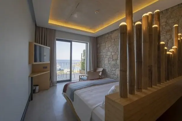 Bamboo Room, Deniz Manzaralı, Balkonlu
