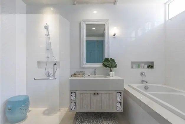 Deluxe Tek Büyük veya İki Ayrı Yataklı Oda, Balkon