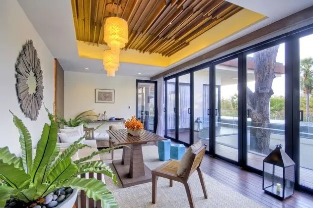 Nidhrarom Suite