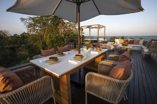 Nidhrarom Suite