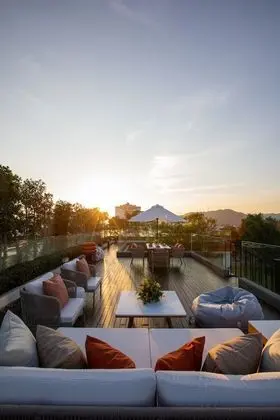 Nidhrarom Suite