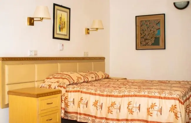 Standard Tek Büyük veya İki Ayrı Yataklı Oda