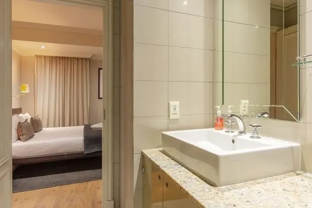 Luxury Süit, 1 Yatak Odası, Mutfak, Kısmi Deniz Manzarası