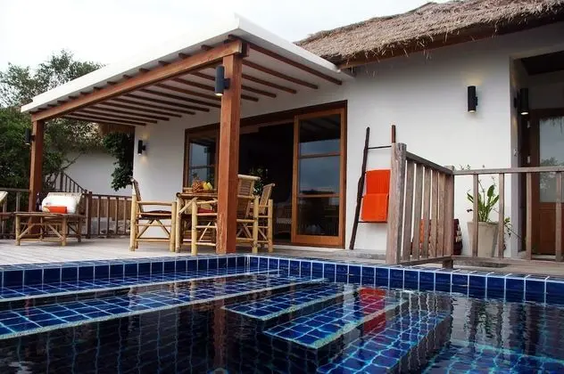 P3 Studio Pool Villa
