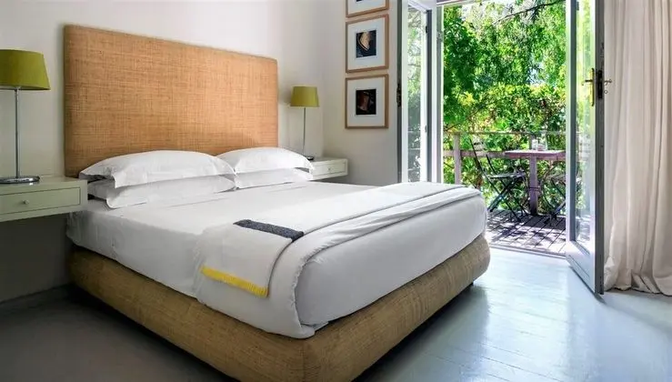 Tek Büyük Yataklı Oda, Balkon, Bahçe Manzaralı