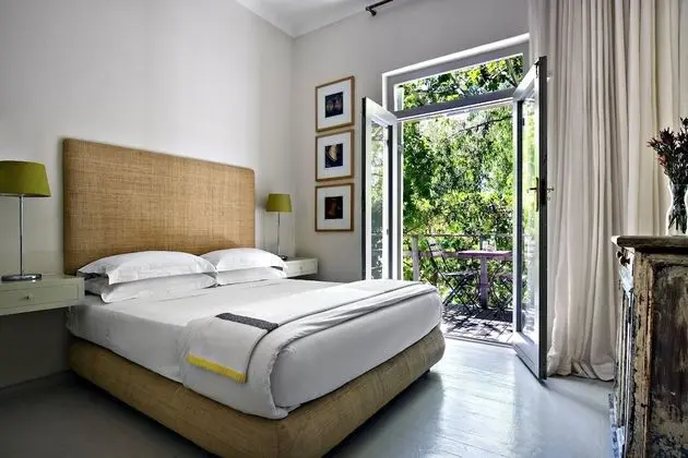 Tek Büyük Yataklı Oda, Balkon, Bahçe Manzaralı