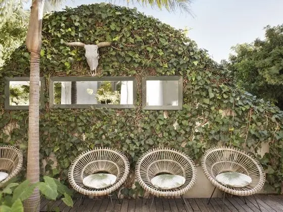 Tek Büyük Yataklı Oda, Balkon, Bahçe Manzaralı