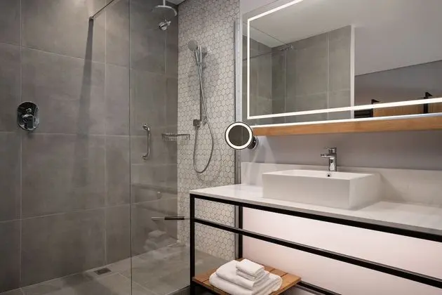 Oda, 1 En Büyük (King) Boy Yatak