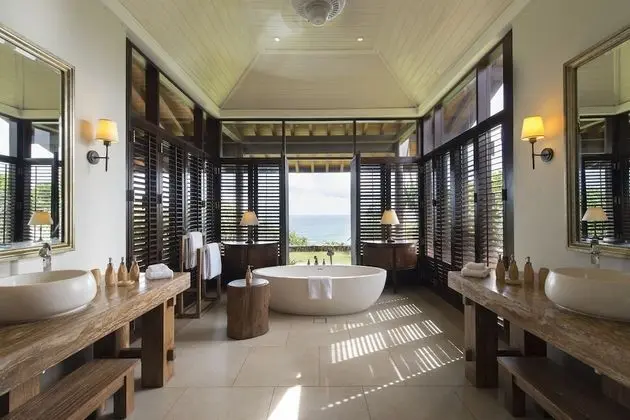 Grand Villa