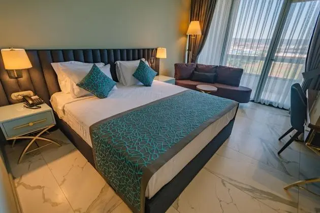 Deluxe Oda, Şehir Manzaralı, Balkonlu