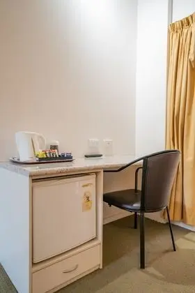 Basic Tek Büyük Yataklı Oda
