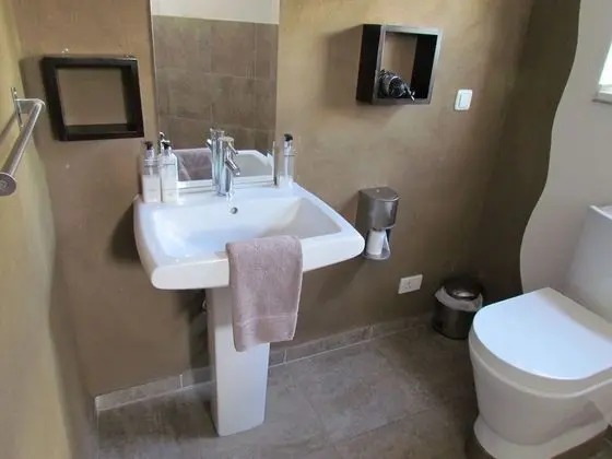 Luxury Tek Büyük Yataklı Oda